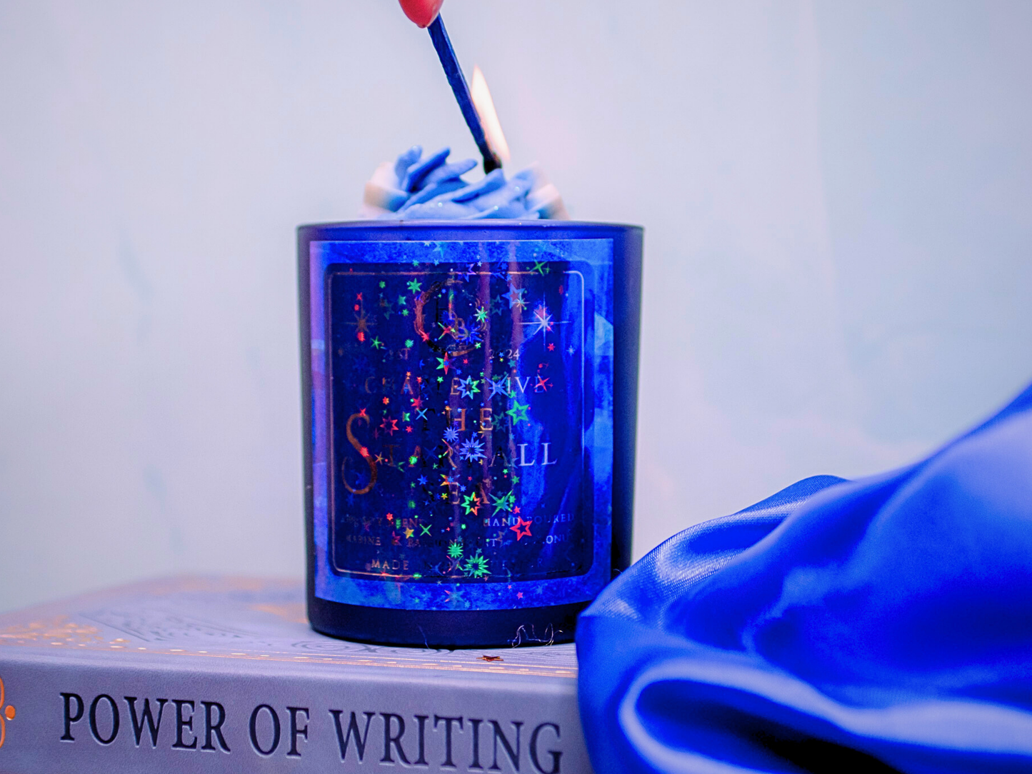 THE STARFALL SEA - Tropical Fruit & Sea Fresh Scented Candle Hex & Boon