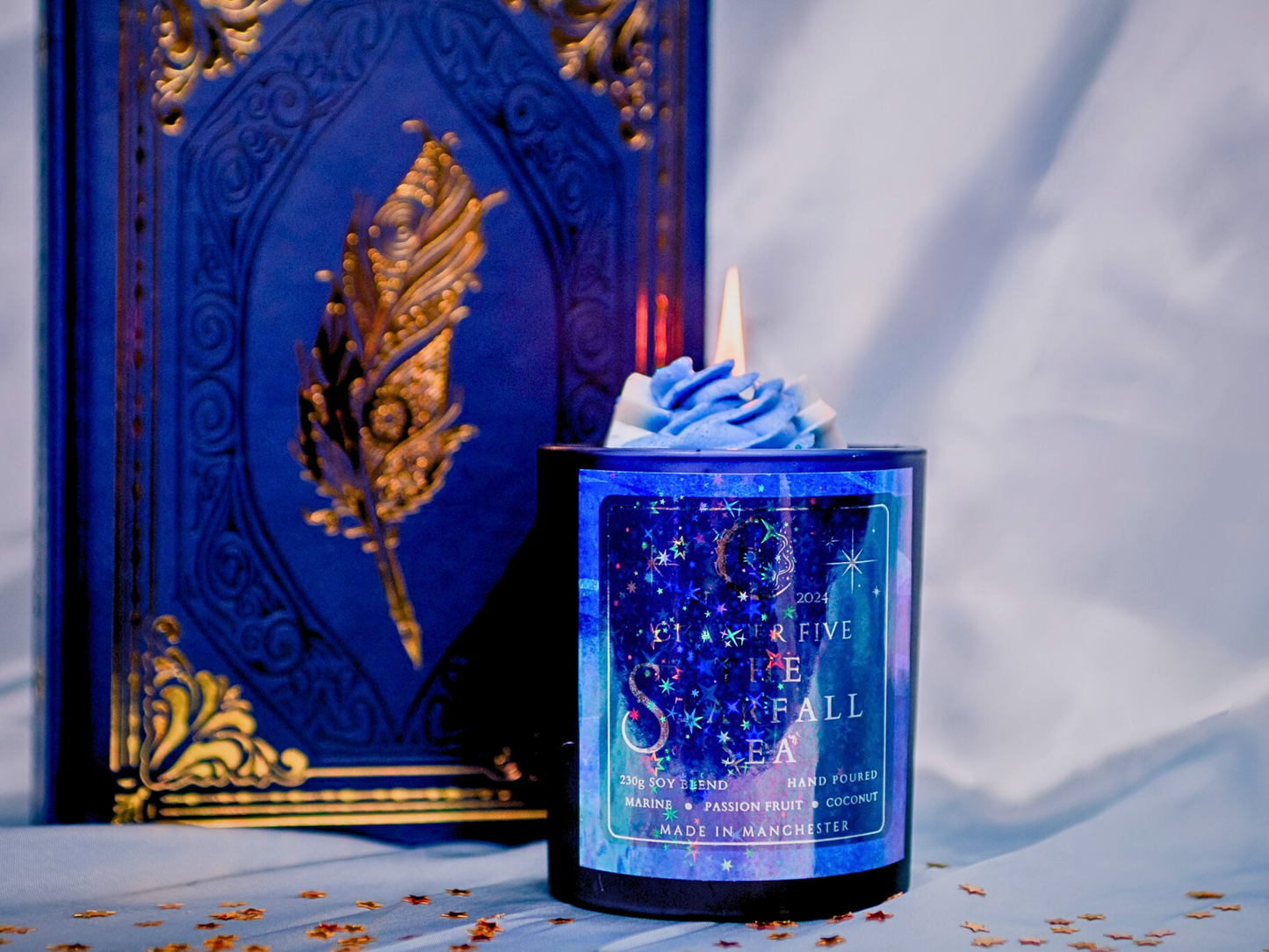 THE STARFALL SEA - Tropical Fruit & Sea Fresh Scented Candle Hex & Boon