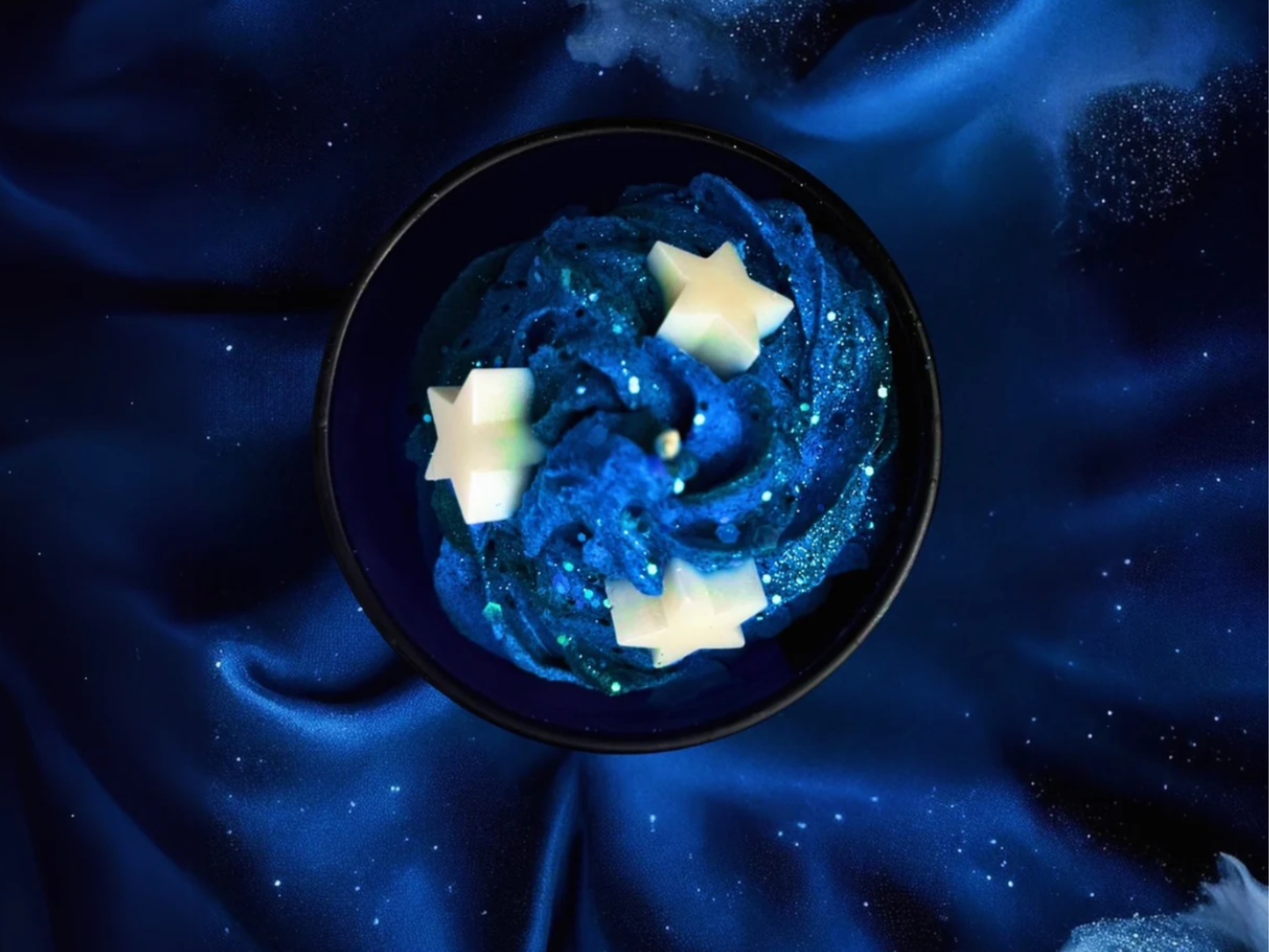 THE STARFALL SEA - Tropical Fruit & Sea Fresh Scented Candle Hex & Boon