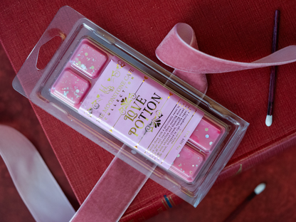 Love Potion Scented Soy Candle 130g Hex & Boon