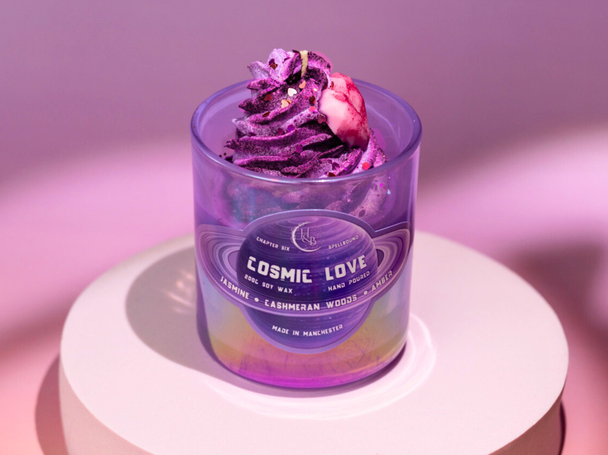 COSMIC LOVE - Jasmine Sambac, Woods & White Amber Scented Candle Hex & Boon