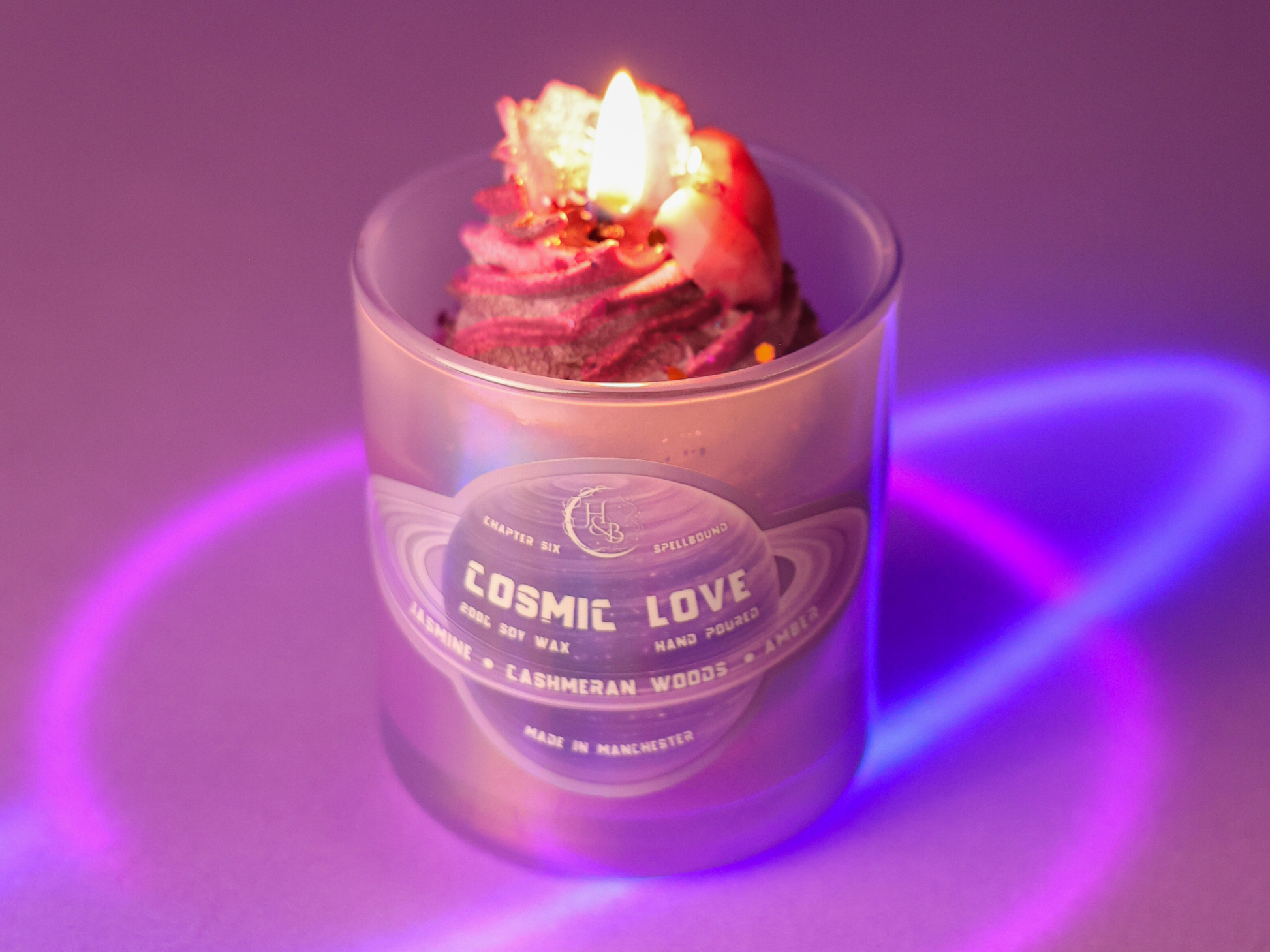 COSMIC LOVE - Jasmine Sambac, Woods & White Amber Scented Candle Hex & Boon